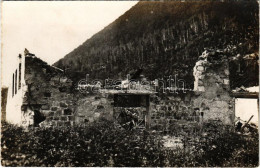 * T2/T3 1918 Román Harctér, Szétlőtt üveggyár / WWI K.u.K. Military, Romanian Front, Destroyed Glass Factory. Photo (fl) - Sin Clasificación