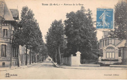 28 -  VOVES - SAN66753 - Avenue De La Gare - Autres & Non Classés