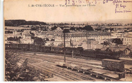 78 - SAINT CYR - SAN67452 - Vue Panoramique Sur L'école - Train - St. Cyr L'Ecole