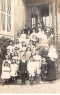 78 - N°90560 - ELANCOURT - Orphelinat, Enfants Dans Un Escalier - Carte Photo - Elancourt