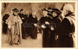 ** T2 His Emin. Card. Archbishop Hayes Of New York Entering The Catacombs Of St. Callistus To Celebrate Mass In The Cryp - Unclassified