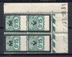 !!! FISCAUX, SECURITE SOCIALE BLOC DE 4 DU N°32 NEUF ** COIN DATE - Timbres