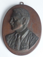 Hitler Portrait Guss Auf Holzteller Zum Aufhängen, 21x27 Cm 1 Kg II - War 1939-45