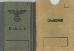 WK II Wehrpass Mit 2 Privaten Bilder Eines Soldaten, Saargemünd 1942 Auf 52 S., Inkl. Original-Hülle Aus Pappe II - War 1939-45