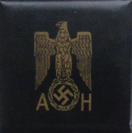 WK II Original-Schatulle Ohne Inhalt Mit Den Initialen A H, 10x10x2,5 Cm II - War 1939-45