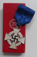 WK II Orden Treuedienst-Ehrenzeichen Für 25 Jahre Am Band Mit Verleihungsetui - Guerra 1939-45