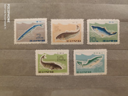 1966	Korea	Fishes  (F94) - Corea Del Nord