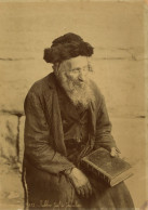 Judaika Bild Eines Rabbi In Jerusalem Auf Pappe (28 X 19,5 Cm) II (Ecke Beschädigt, Kratzer) Judaisme - Giudaismo