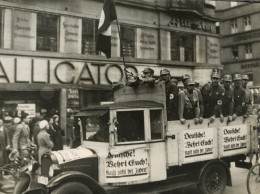 Judaika WK II Foto Mit Nationalsozialisten Besetzter Propagandawagen In Berlin Am 1. April 1933, 18x24 Cm II Judaisme - Judaisme