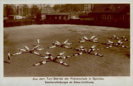 Berlin Spandau (1000) Aus Dem Turn-Betrieb Der Polizeischule Spandau I - Plötzensee