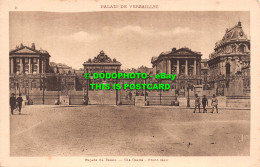 R504652 Palais De Versailles. The Castle Front View. E. Papeghin - World