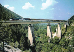 26 - Drome -  Deux BB67400 En Tete D Un Train VALENCE - BRIANCON Franchissent Le Viaduc Du Claps - Other & Unclassified