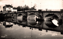 03 - SAINT POURCAIN SUR SIOULE / PONT SUR LA SIOULE ET HOTEL DES 2 PONTS - Other & Unclassified