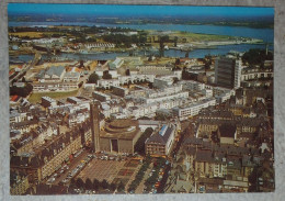 56 Morbihan CPM Lorient Vue Générale Au Centre L'église Notre Dame Des Victoires - Lorient