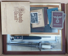 WK II Lot Mit Bildern, Dokumenten, Ausweisen, Fotos, Dolchen (vermutlich Sammleranfertigungen) Usw. - War 1939-45