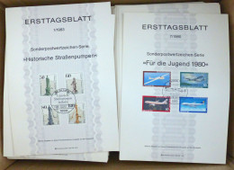 BUND/BERLIN ETB Umfangreich Im Karton - 100 - 499 Postcards