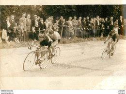 CYCLISME COURSE ELIMINATOIRE DE VITESSE DES JEUNES  DELEBARRE RIGAUT   PHOTO DE PRESSE 14X10CM - Ciclismo