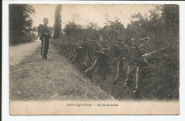 Soldats En Embuscade  1905    N° - St. Cyr L'Ecole