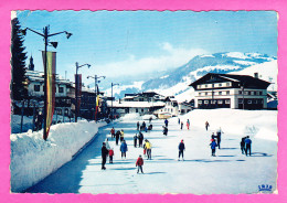 F-74-Megeve-06P41 La Patinoire Et Le Casino, Animation - Megève