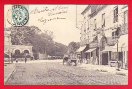 F-77-Fontenaibleau-06P82 La Grande Rue Et L'hôtel Du Cadran Bleu, Charrettes, Petite Animation, Cpa Précurseur BE - Fontainebleau