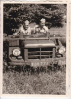 Photos Allemagne Ingolstadt Usine D K W Formation Militaires Français Des FFA  Sur La DKW Munga  Réf 29780 - Plaatsen