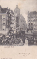 481987Amsterdam, Oude Zijds Kolk. Rond 1900. (zie Rechterzijkant) - Amsterdam