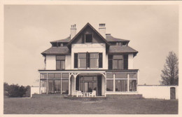 482111IJmuiden, Strandhuisjes. (bruine Randen) - IJmuiden