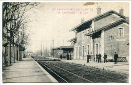 CPA Voyagé 1918 * CAUSSADE La GARE ( Intérieur Quai Animé ) - Caussade