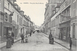 28 - DREUX - Vue Prise Rue St Martin - Animée - Dreux