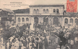 Martinique - FORT De FRANCE, La Place Schoelcher Un Jour De Fête - Voyagé 1908 (2 Scans) Bisson 20 R Des Vertus Paris 3e - Fort De France