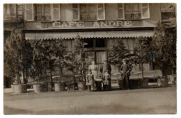 Devanture Du Café André. Carte Photo Animée Non Située - Cafes