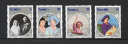 VANUATU  N° 714 à 717    NEUFS SANS CHARNIERE  COTE  5.25€    REINE ELIZABETH - Vanuatu (1980-...)