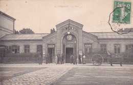 La Gare : Vue Extérieure - Pontoise