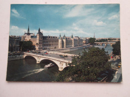 CP CARTE POSTALE SEINE PARIS La SEINE Du PONT Au CHANGE TOUR De L'HORLOGE        - Le Anse Della Senna