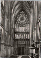 METZ. -  La Cathédrale  Intérieur     -  Non Circulée. - Metz