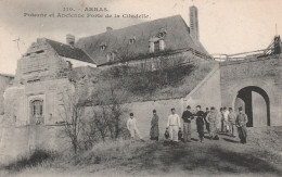 ARRAS POTERNE ET ANCIENNE PORTE DE LA CITADELLE 1905 TBE - Arras