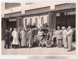 Photos Allemagne Ingolstadt Usine D K W Fin De Formation Militaires Français Des FFA Sur La DKW Munga Réf 29793 - Persone Anonimi