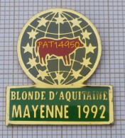 PAT14950 VACHE BLONDE D'AQUITAINE  MAYENNE 1992 - Animali