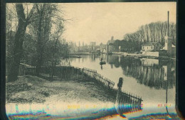 MORET VUE D ENSEMBLE  (    Mes Cartes Ne Sont Pas Jaunies ) - Moret Sur Loing