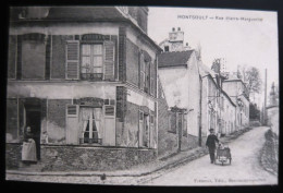 CPA : 95 - Val D'Oise / Montsoult  - Rue Pierre Marguerite ( Petite Animation ) - Montsoult