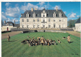 37. CLERE LES PINS.  CPM. LOT DE 2 CARTES. CHATEAU DE CHAMPCHEVRIER . "LA MEUTE ". - Cléré-les-Pins