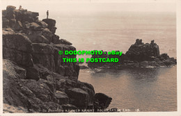 R507564 Lands End. Dr. Johnson And Armed Knight Rocks - Monde