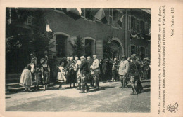 N°1014 W -cpa En Alsace Reconquise Le Président Poincaré Reçoit Des Fleurs- - Guerra 1914-18