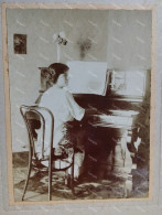 Italia Ragazza A Pianoforte Italy Girl At Piano GAETA 1916 - Europe