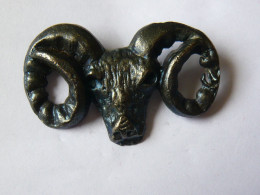 BIG Pins RELIEF MOUFLON 4,5 X 2,5 Cm - Animals