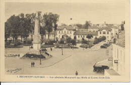 [17] Charente Maritime > Rochefort Vue Generale Monument Aux Morts Et Ecole Emile Zola - Rochefort