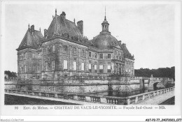 ADTP2-77-0129 - Env De MELUN - Château De Vaux-le-vicomte - Façade Sud-ouest  - Melun