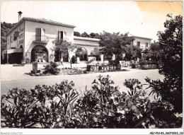 AECP10-83-0834- CALANQUES-DES-ISSAMBRES - San-peïre - Les Hôtels  - Les Issambres