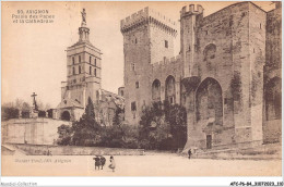 AFCP6-84-0653 - AVIGNON - Palais Des Papes Et La Cathédrale  - Avignon (Palais & Pont)