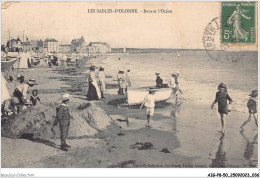 AIGP8-85-0807 - SABLES D'OLONNE - Devant L'ocean - Sables D'Olonne